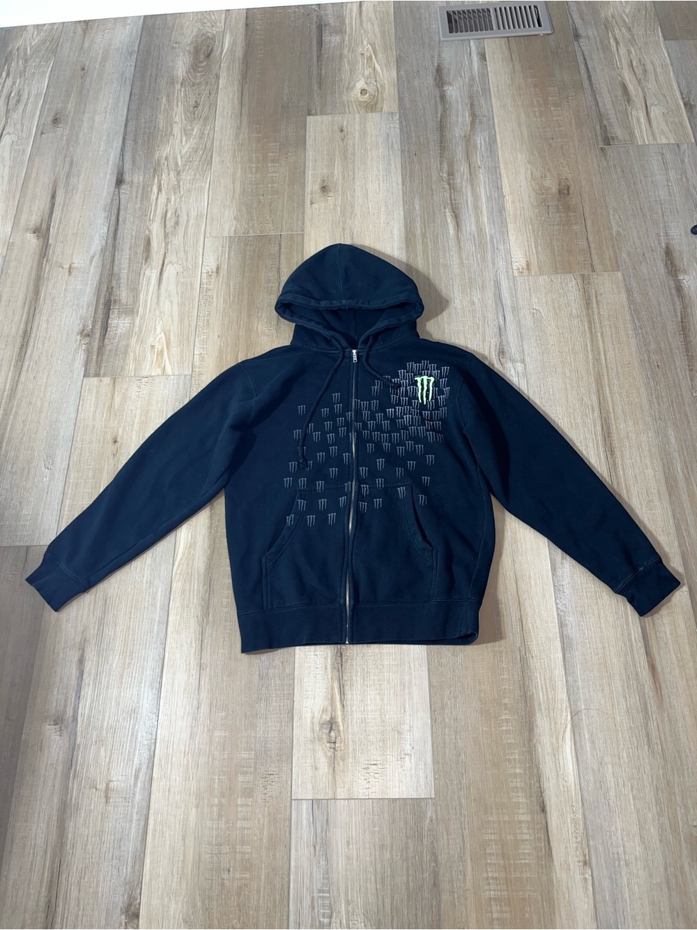 Monster Energy Men’s Full Zip Hoodie Size Small